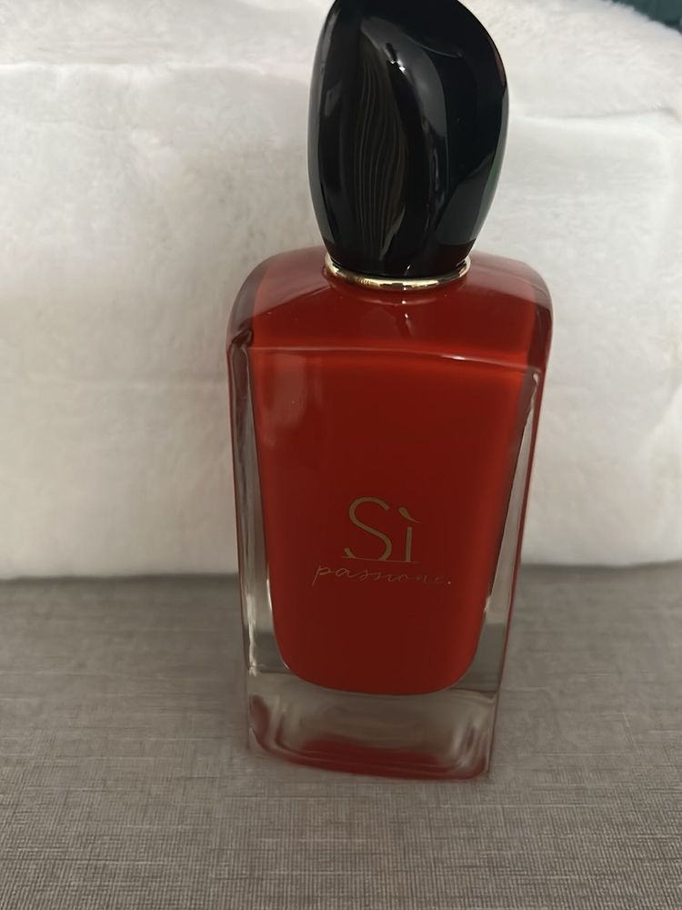 Giorgio Armani Perfume