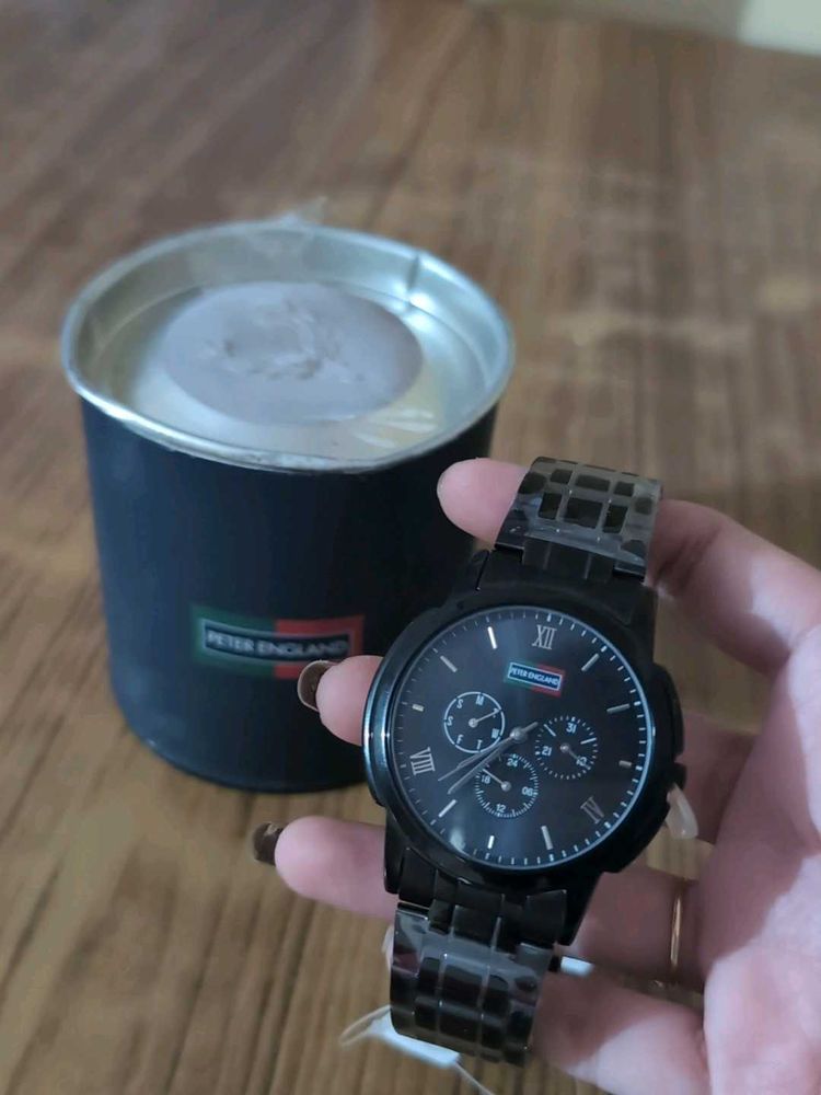 Peter England Men Analogue Watch
