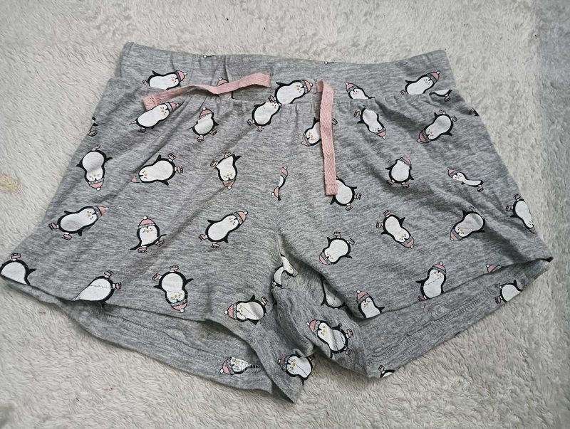 Cute Penguin♥️♥️❤️ Pajama Shorts