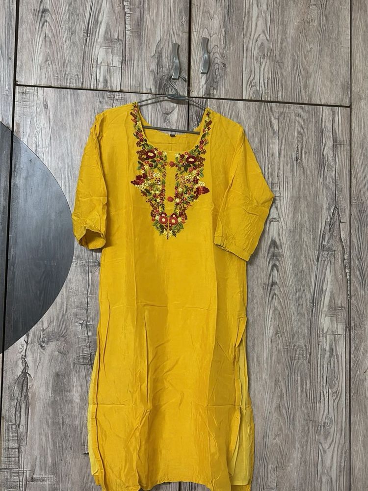 Yellow Kurti With Dupatta