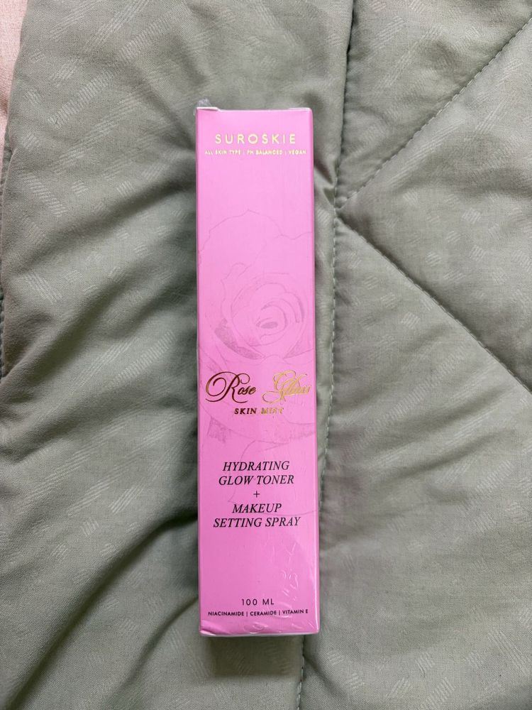 Suroskie Hydrating Glow Toner &amp; Setting Spray