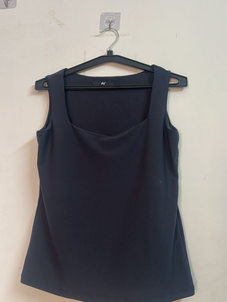 Sleek Sleeveless Square Neck Top