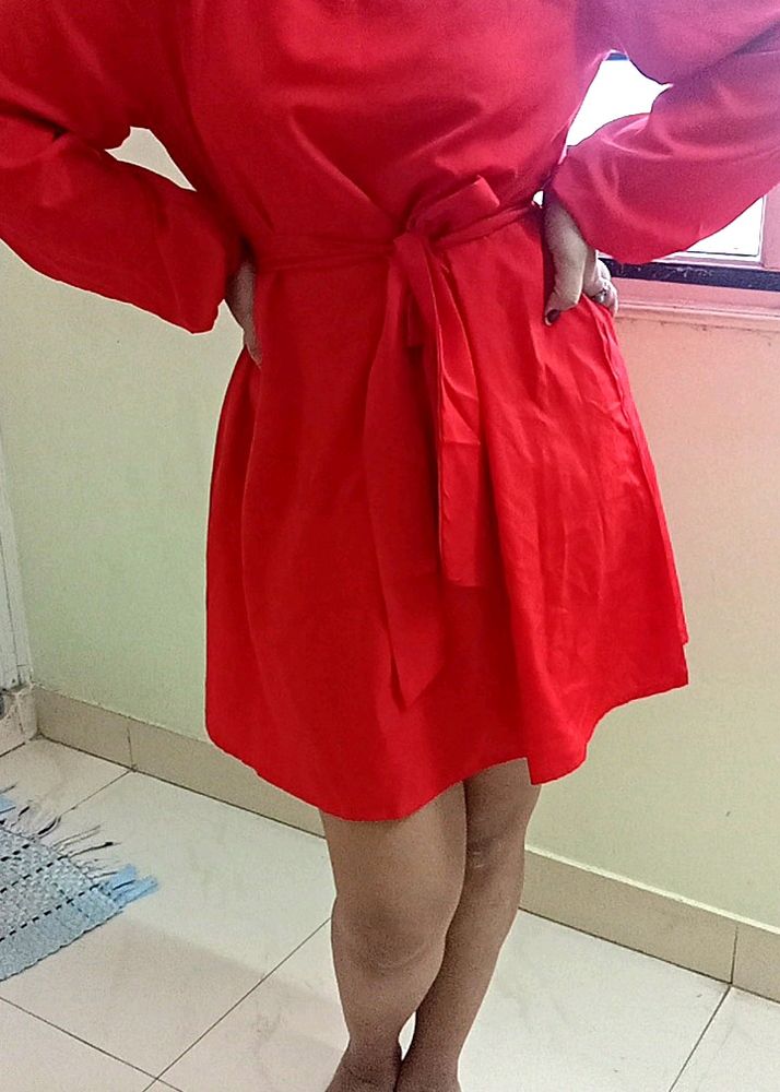 Color: Bright Orange Size: Medium