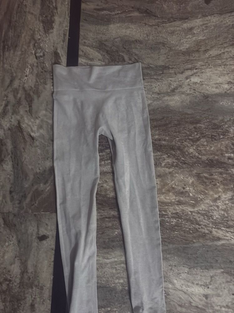 Comfortable Grey Leggings/Pants