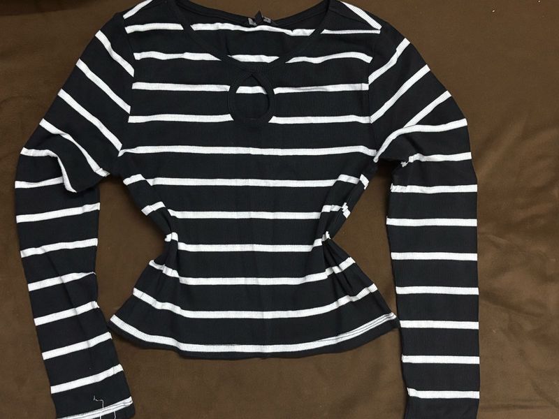 Black and white keyhole neck striped top