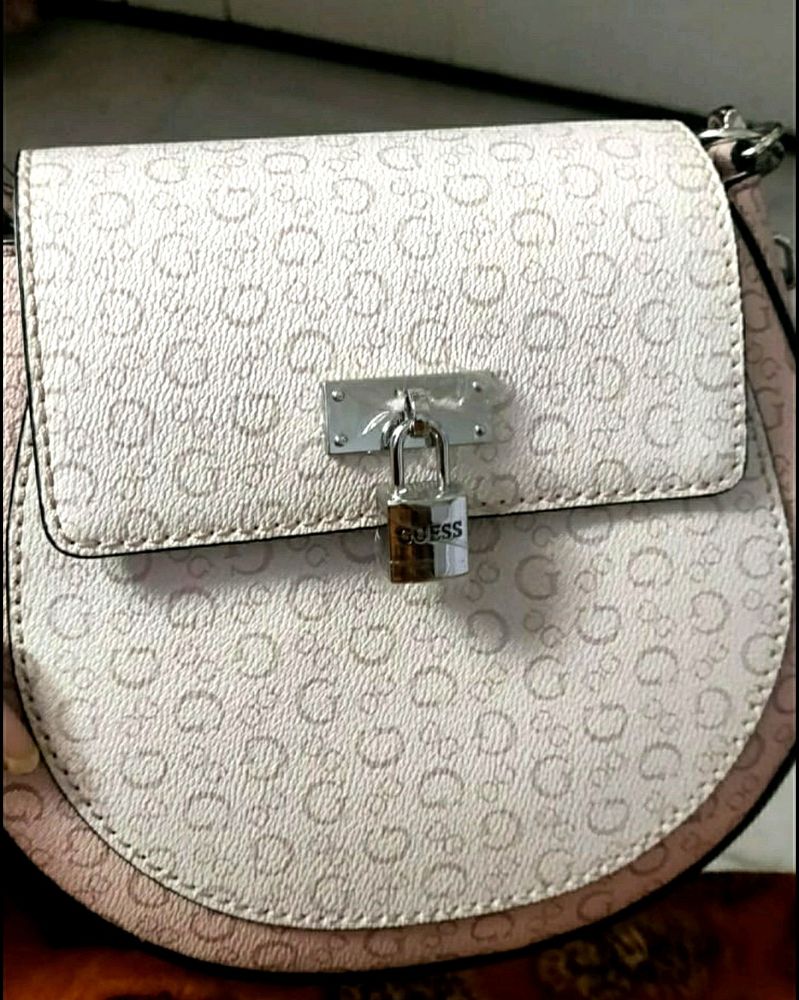 100%AUTHENTIC BRAND NEW  GUESS PURSE