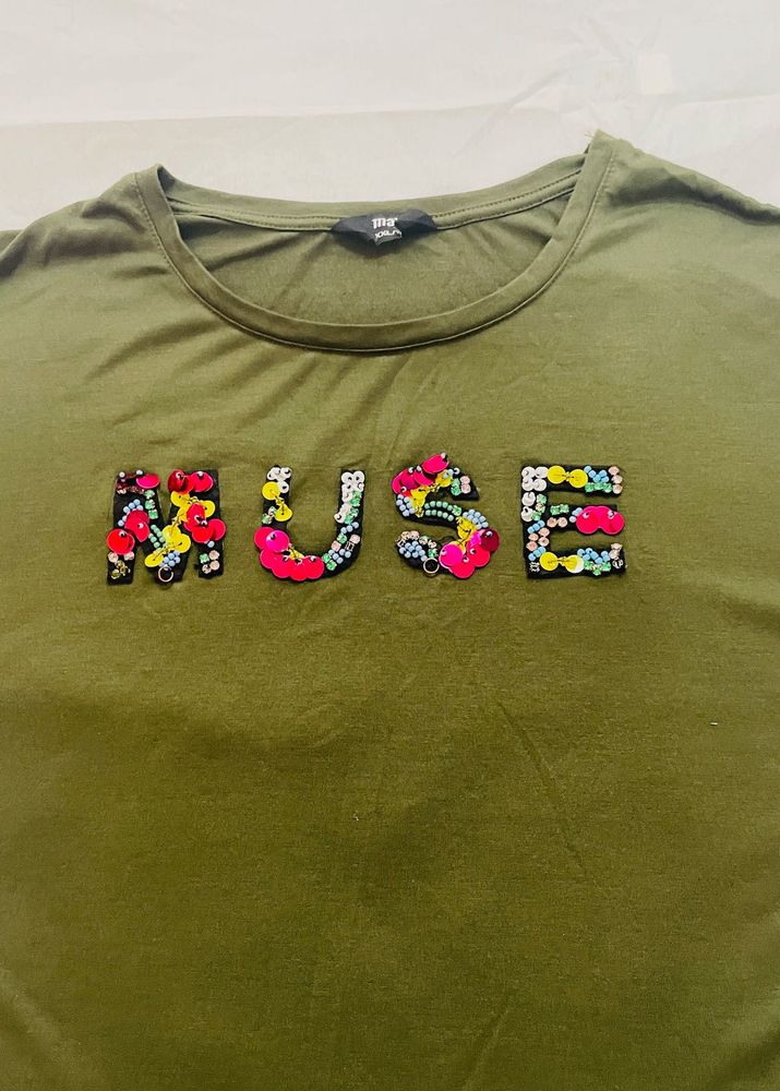 Olive Green 'MUSE' Tee Max brand