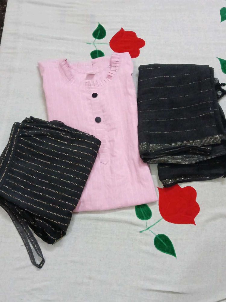 Pink Kurta Set with Black Dupatta &amp; Bottoms