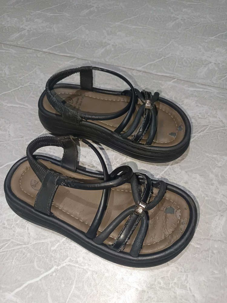 Chic Black Strappy Sandals