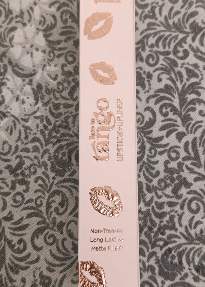 Glam21 lipstick+ lipliner 2 in one.