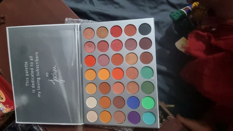 Eye Shade Palatte