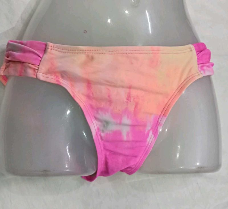 ❤️‍🔥 Tie-Dye Bikini Bottom