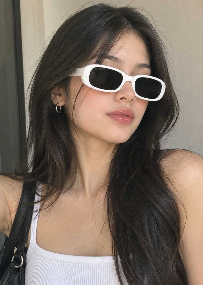 Trendy White Rectangular Sunglasses