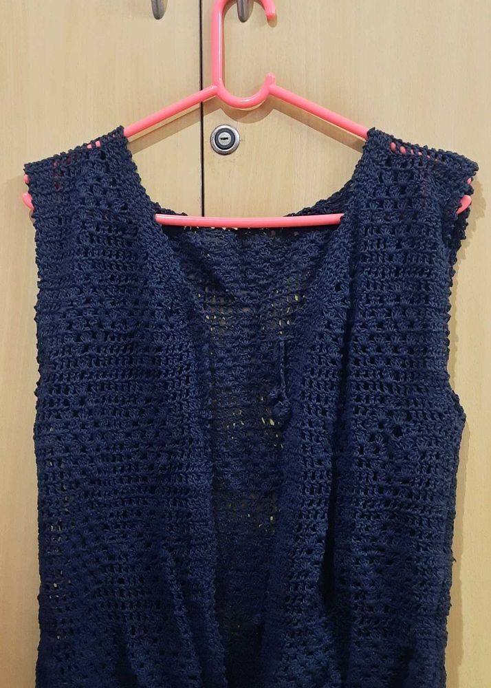 black short shrug