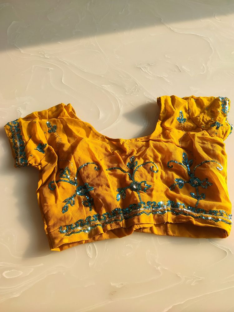 Mumtaz Style Draping Mustard Yellow Saree With Hea