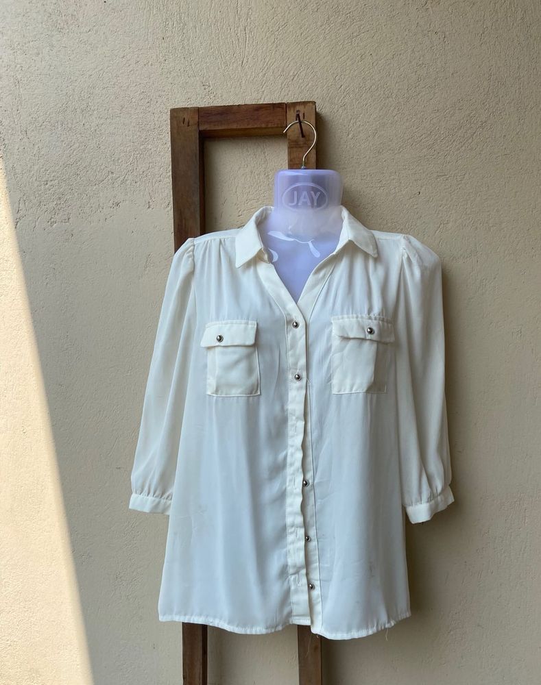 Elegant White Pocket Shirt