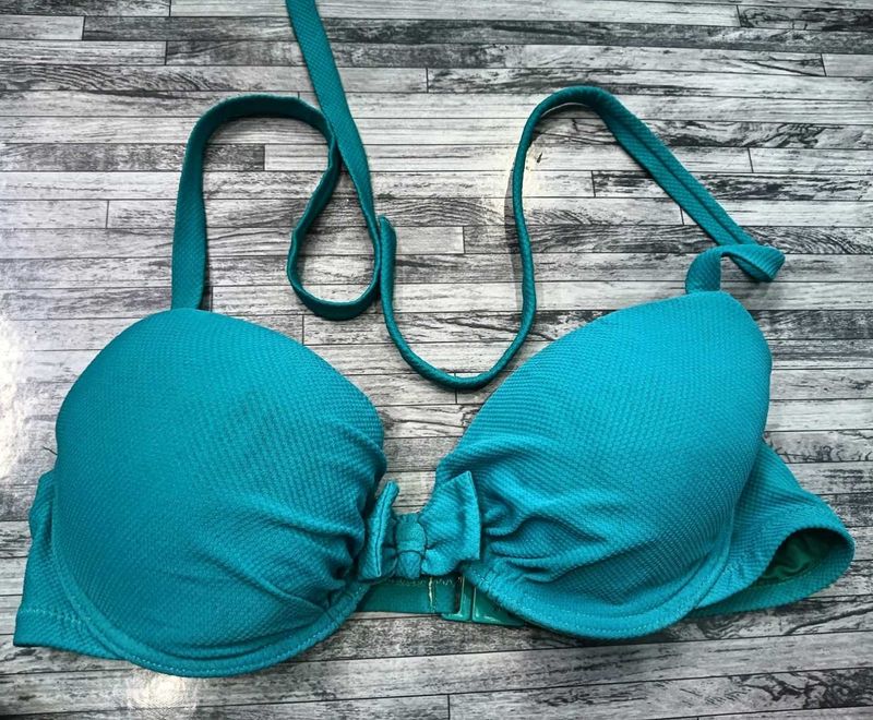 32 D Size Pedded Look 💚