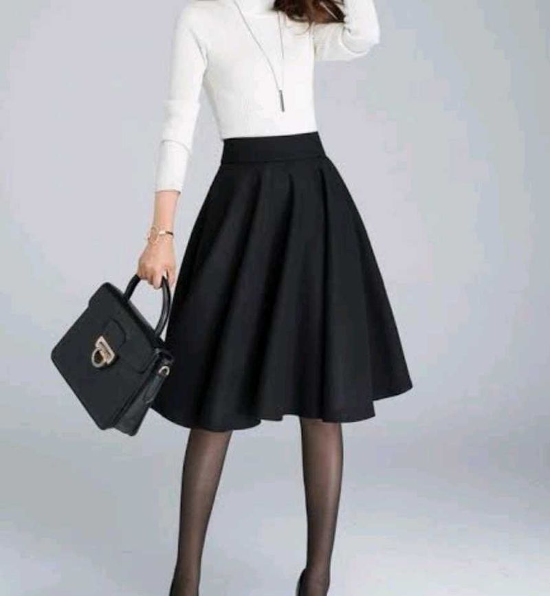 Korean Black Skirt 🖤