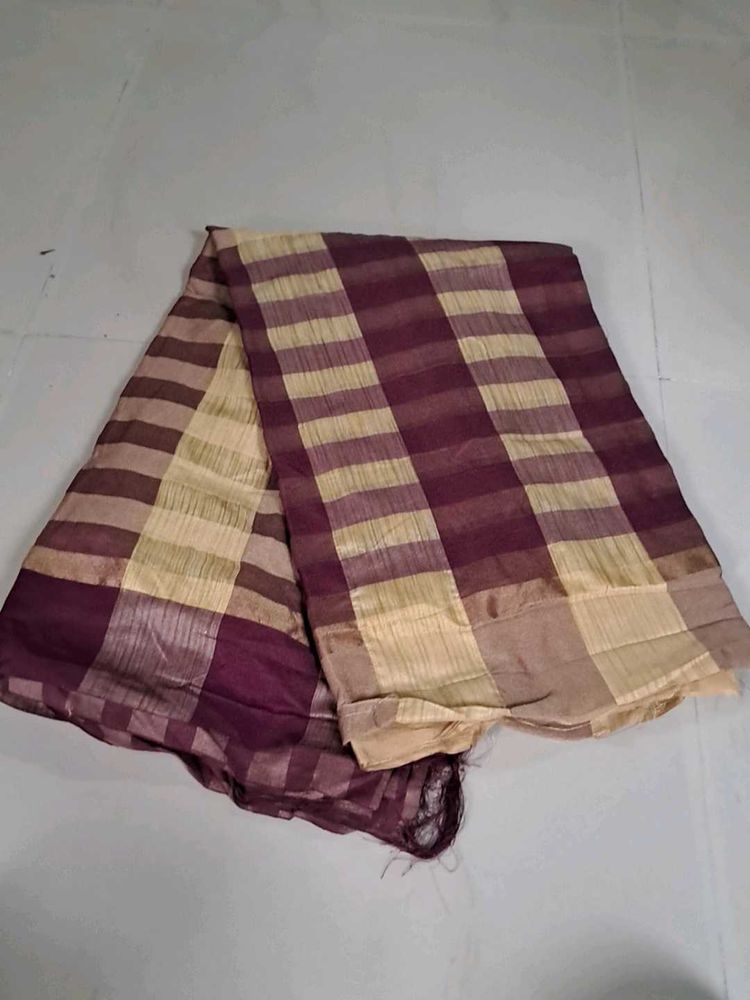 Elegant Checked Saree