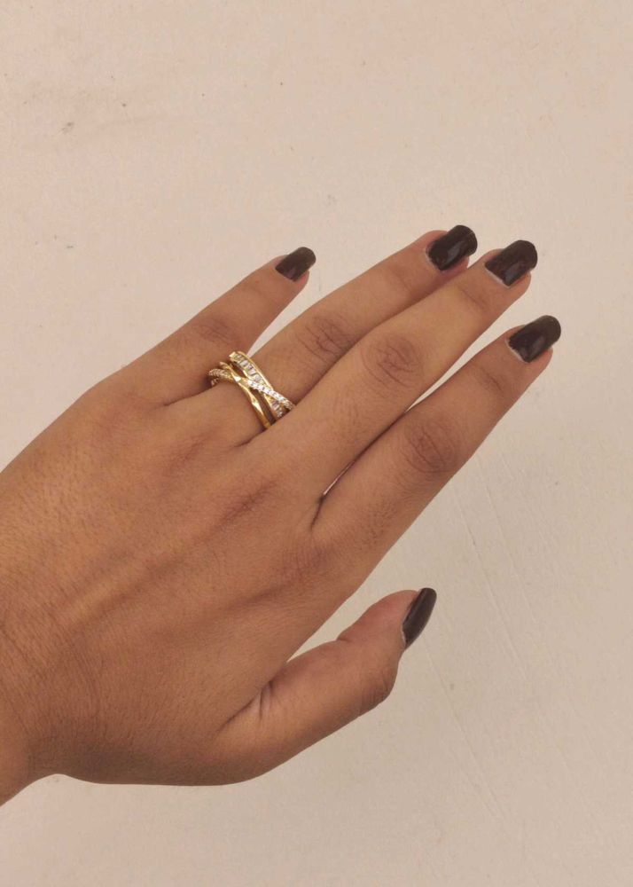 Criss Cross Gold Adjustable Ring