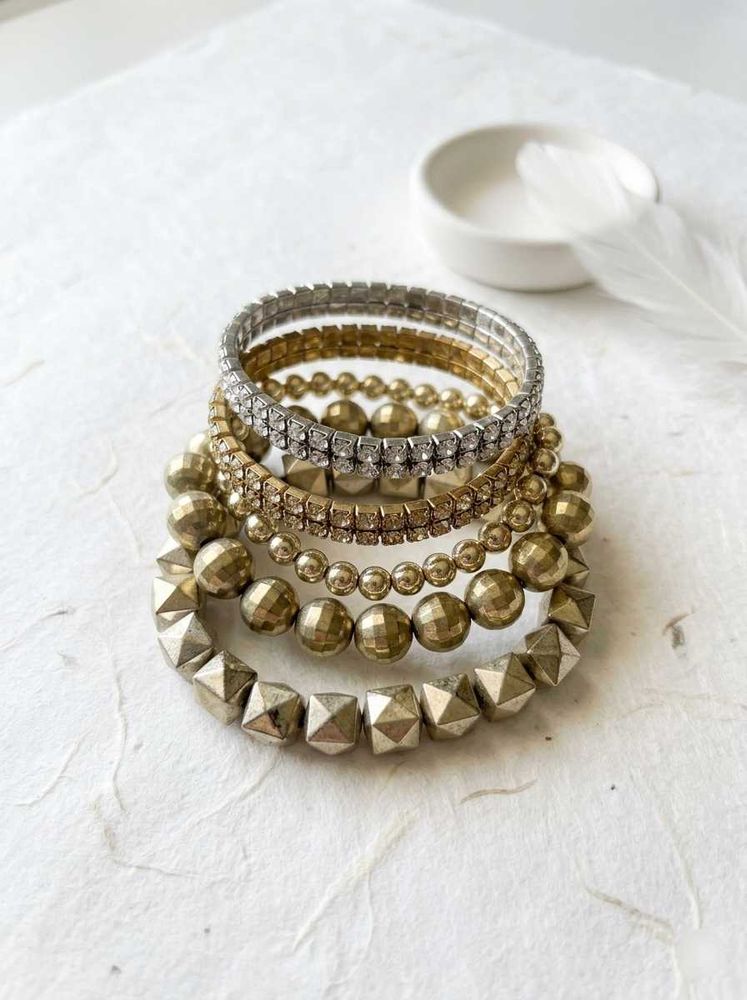 🥂 Set of Golden Boho Chic Bracelets