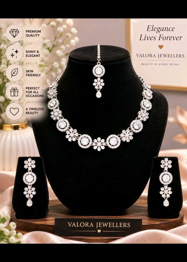 Stunning CZ Stone Necklace &amp; Earring Set