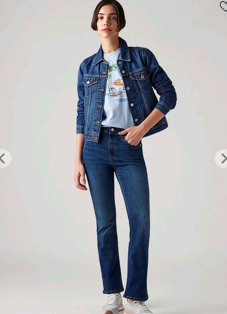Levi's Blue Denim straight leg bootcut Jeans