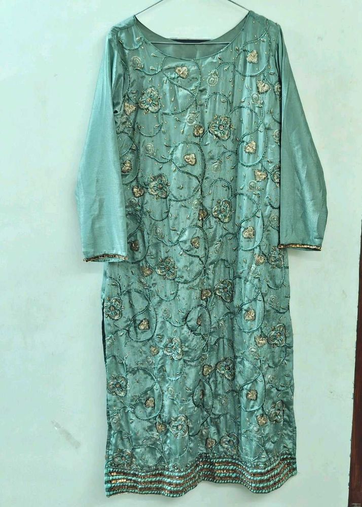 Elegant Embroidered Kurta