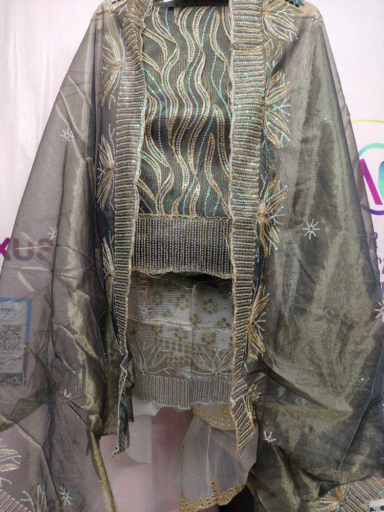Elegant Gray &amp; Gold Embellished Salwar Kameez