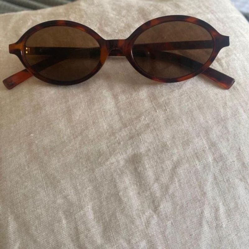 Retro Oval Sunglasses