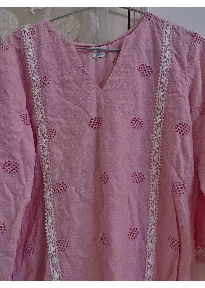 Pink cotton Embroidered Kurta