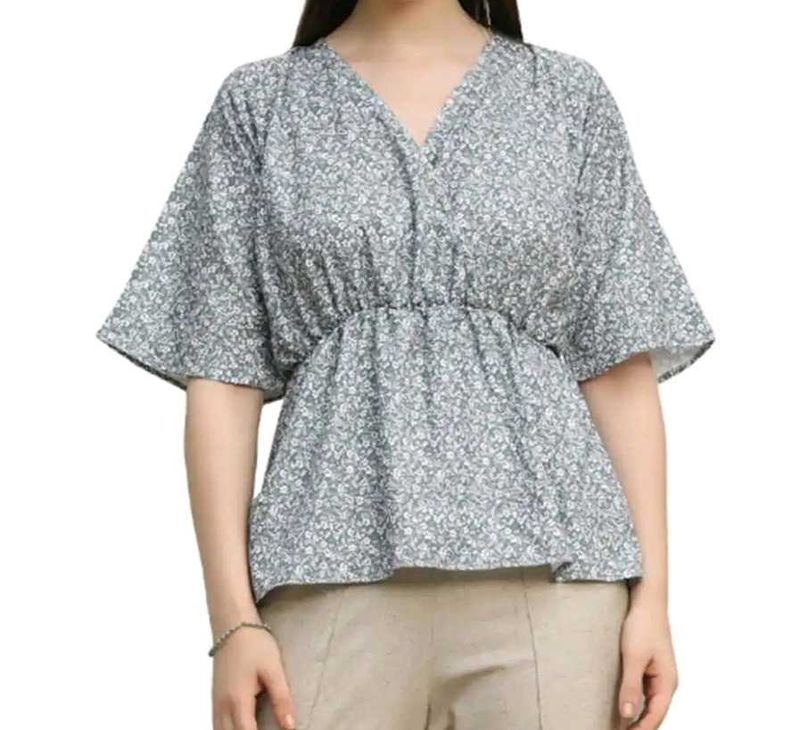 Chic Floral Print Peplum Top
