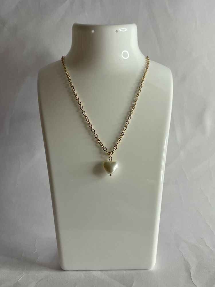 Classy Pearl Heart Pendant ✨