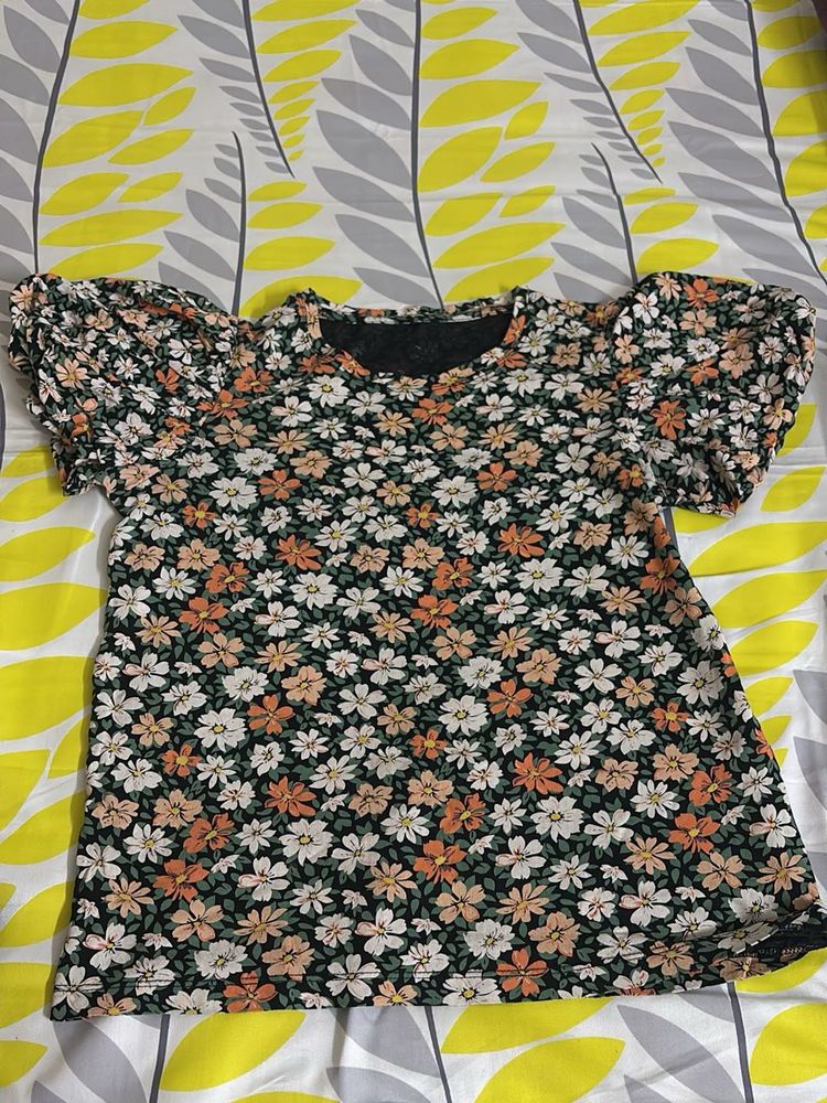 Floral Puff Sleeve Top