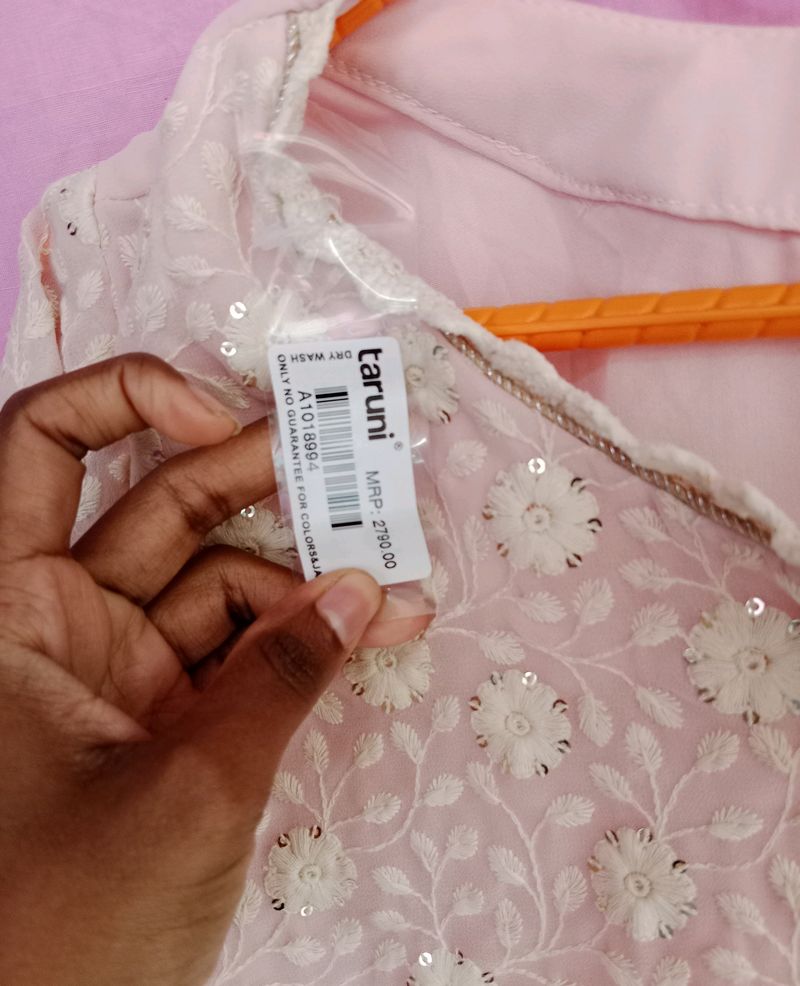 Pink Pakistani Kurti