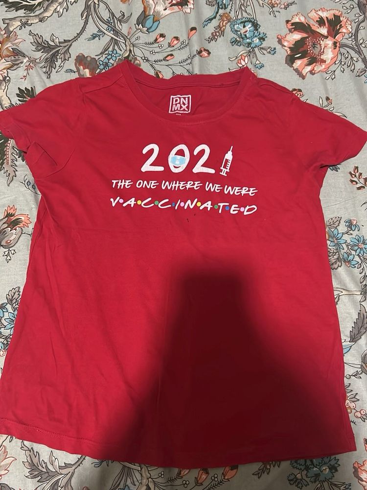 2021 Vaccinated Friends TV Show T-Shirt