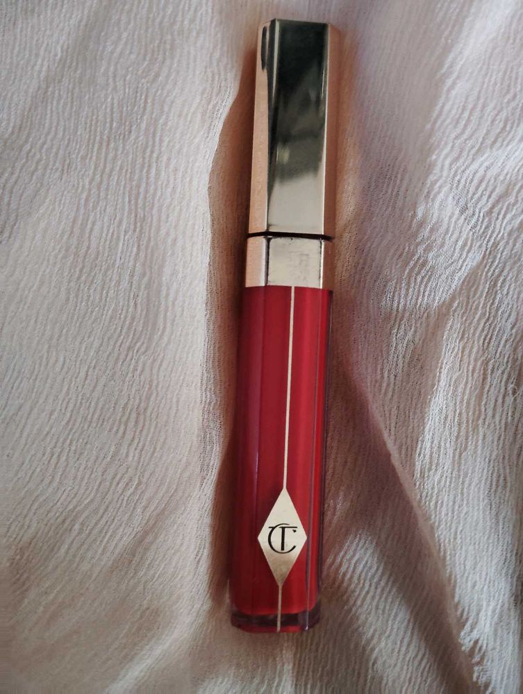 Charlotte Tilbury Matte Revolution Lipstick