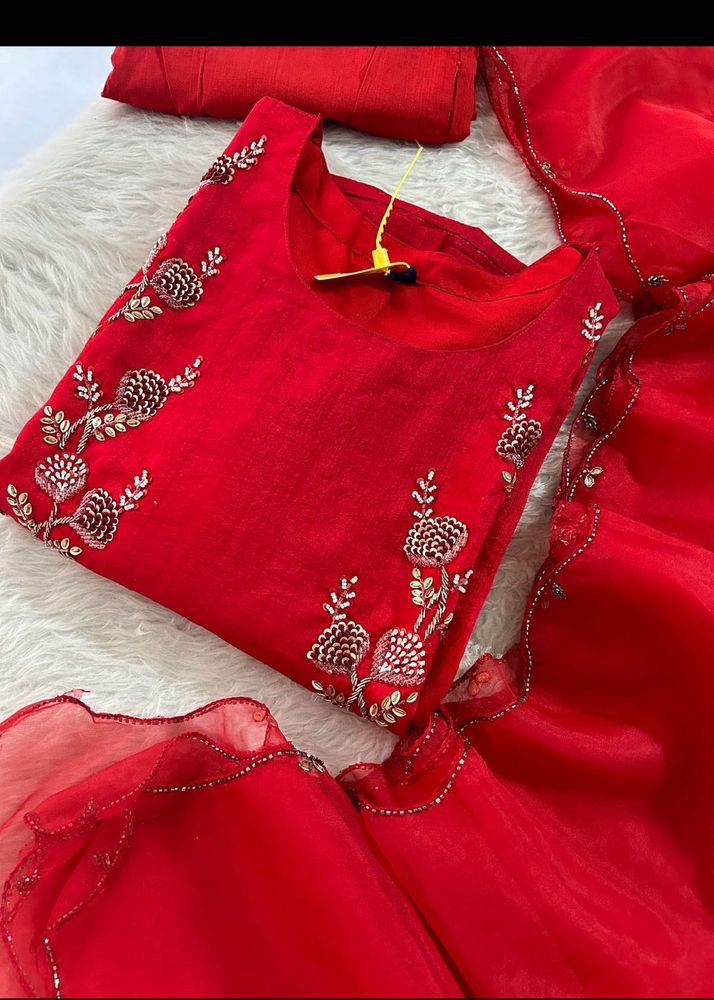 Elegant Red Embroidered Kurta Set