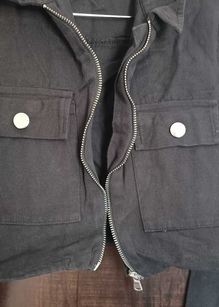 Black Cropped Jacket with Zipper