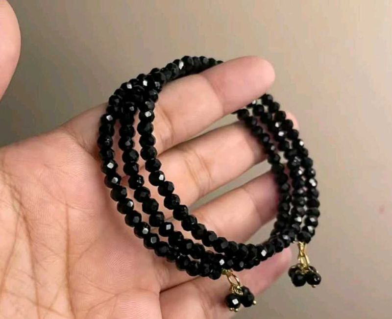 Elegant Black Beaded Bracelet Set