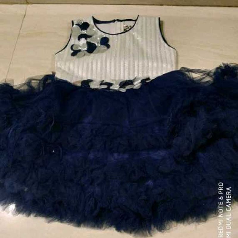 Girls' Sparkly Dress
