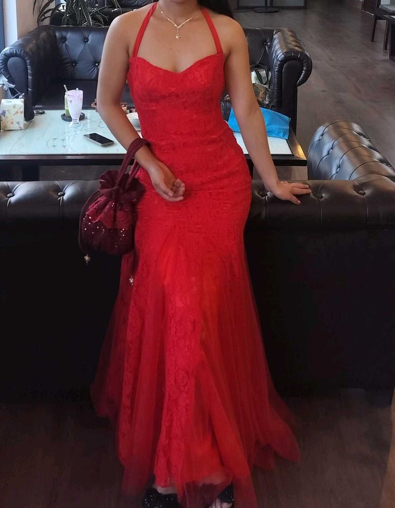 Elegant Red Lace Evening Gown