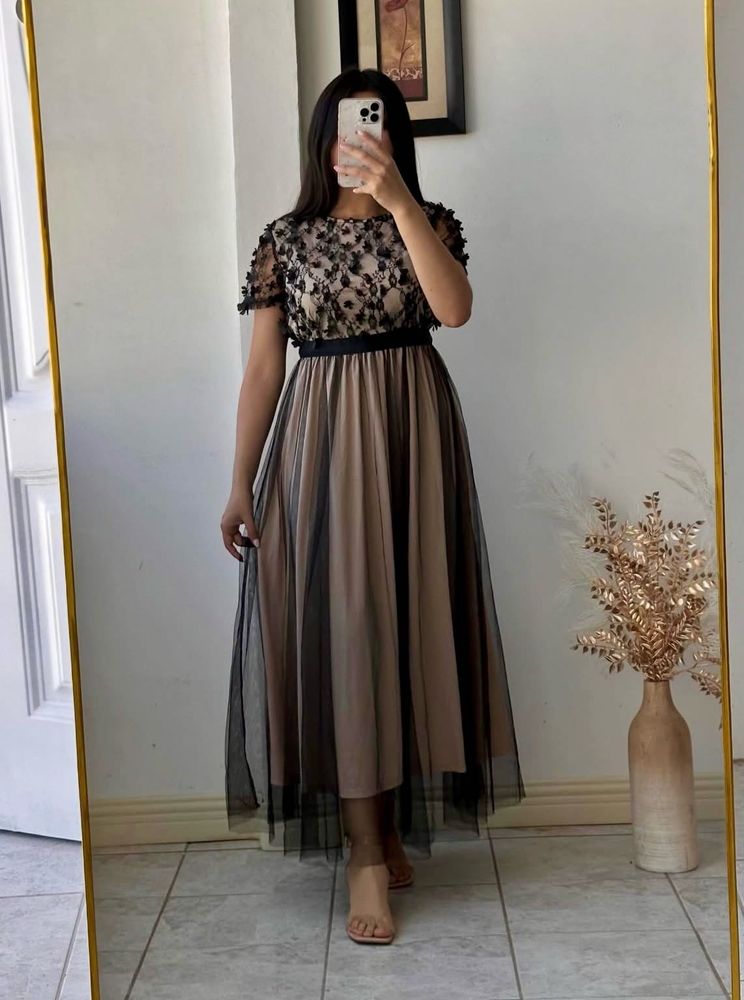 Elegant Black Lace Dress