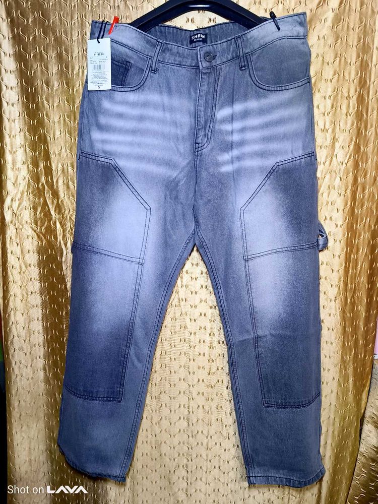 Stylish Men's Grey Denim Jeans