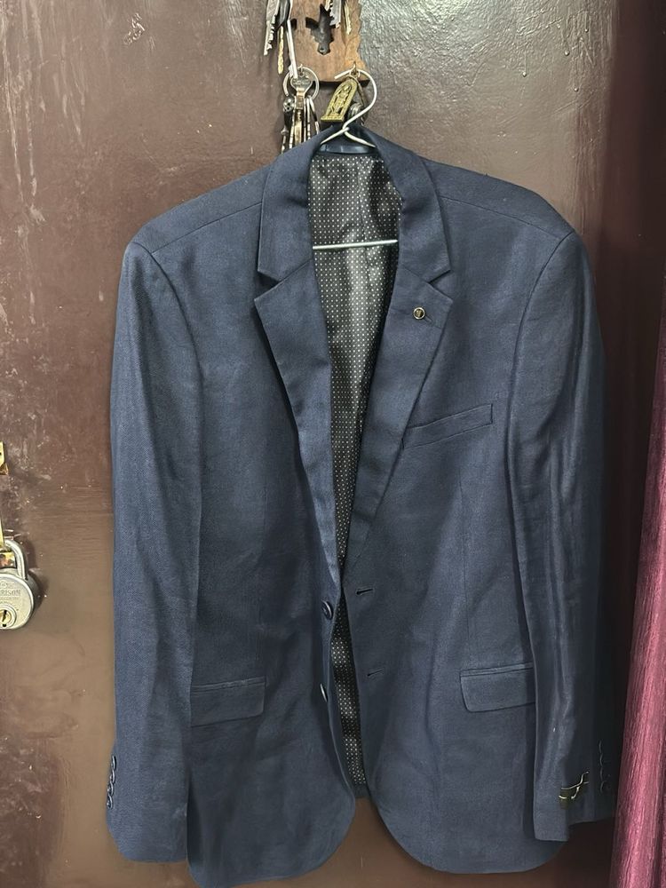 Men's Classic Navy Blazer