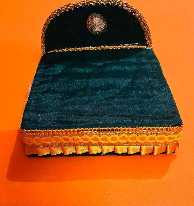 Laddu Gopal Fancy Bed