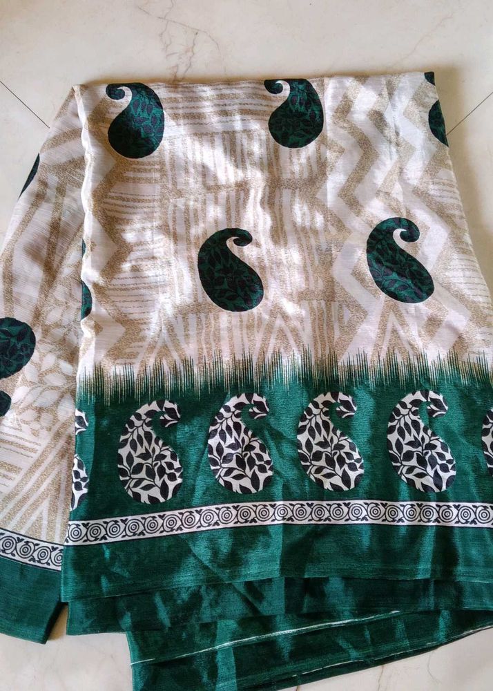 Elegant Paisley Print Saree