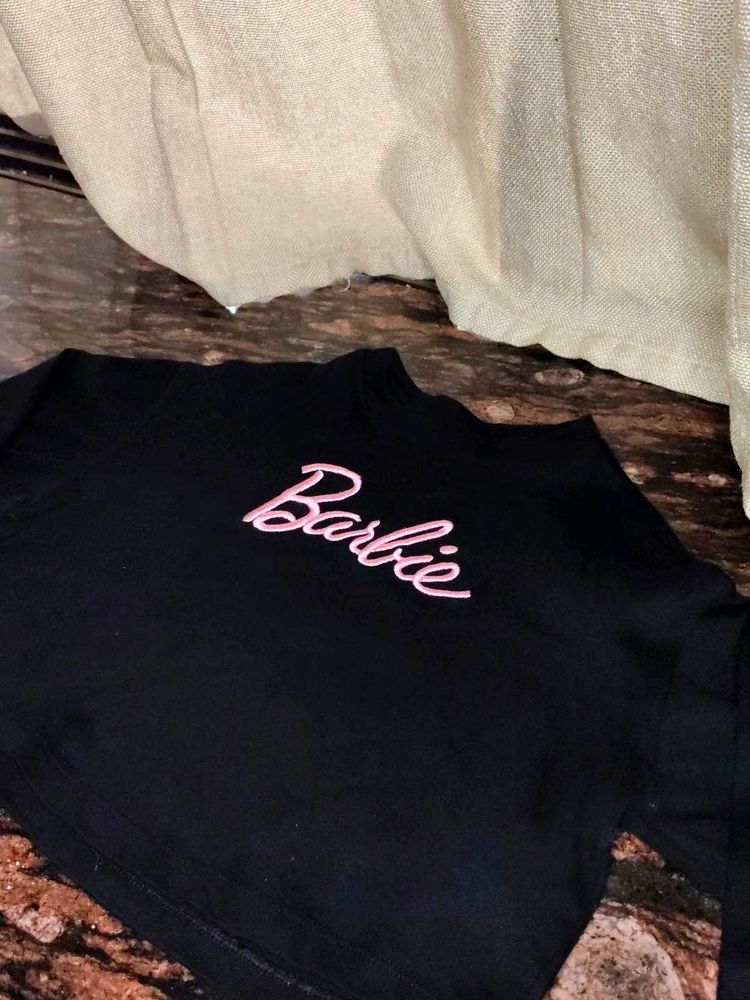 Barbie Pookie top🖤