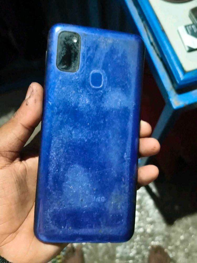 Used Blue Samsung Smartphone m21