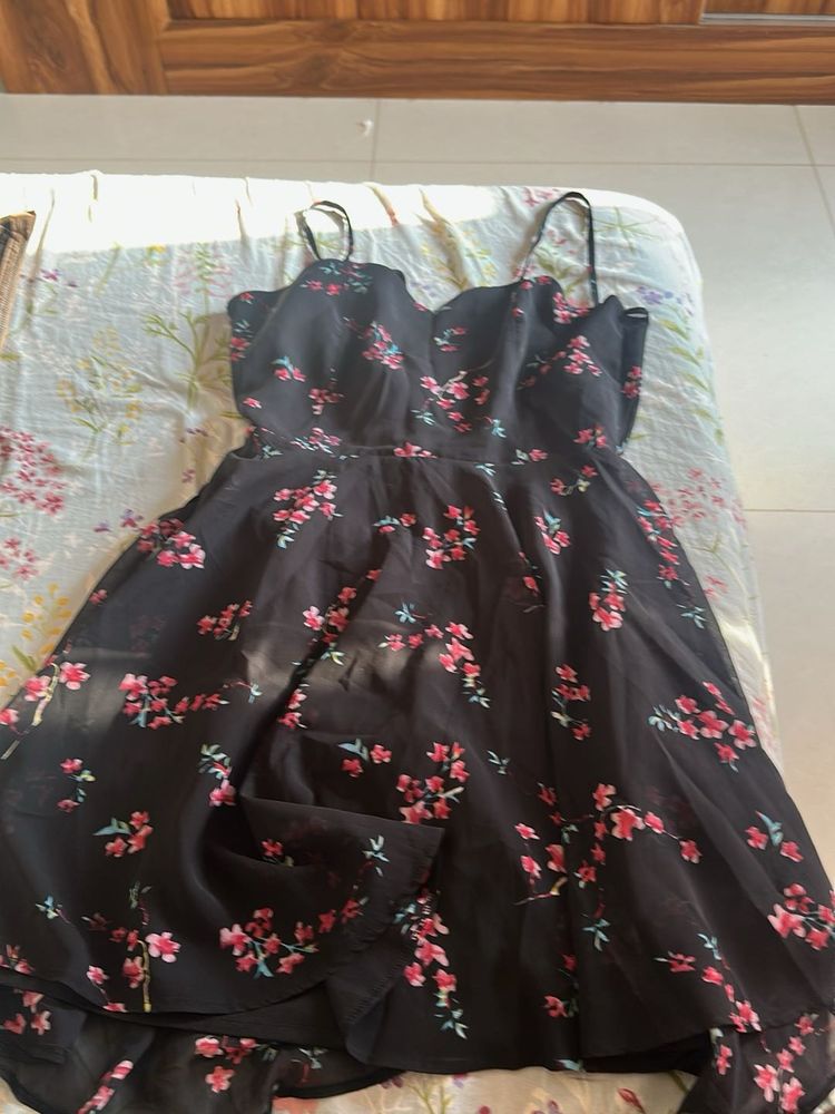Chic Floral Print Mini Dress